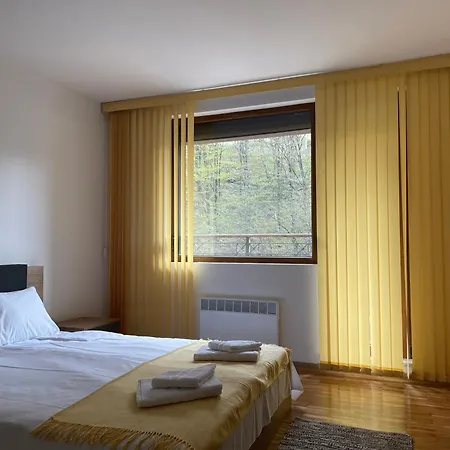 Vessy's Apartmán Smoljan