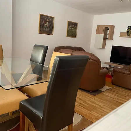 Apartment Vessy's Smoljan